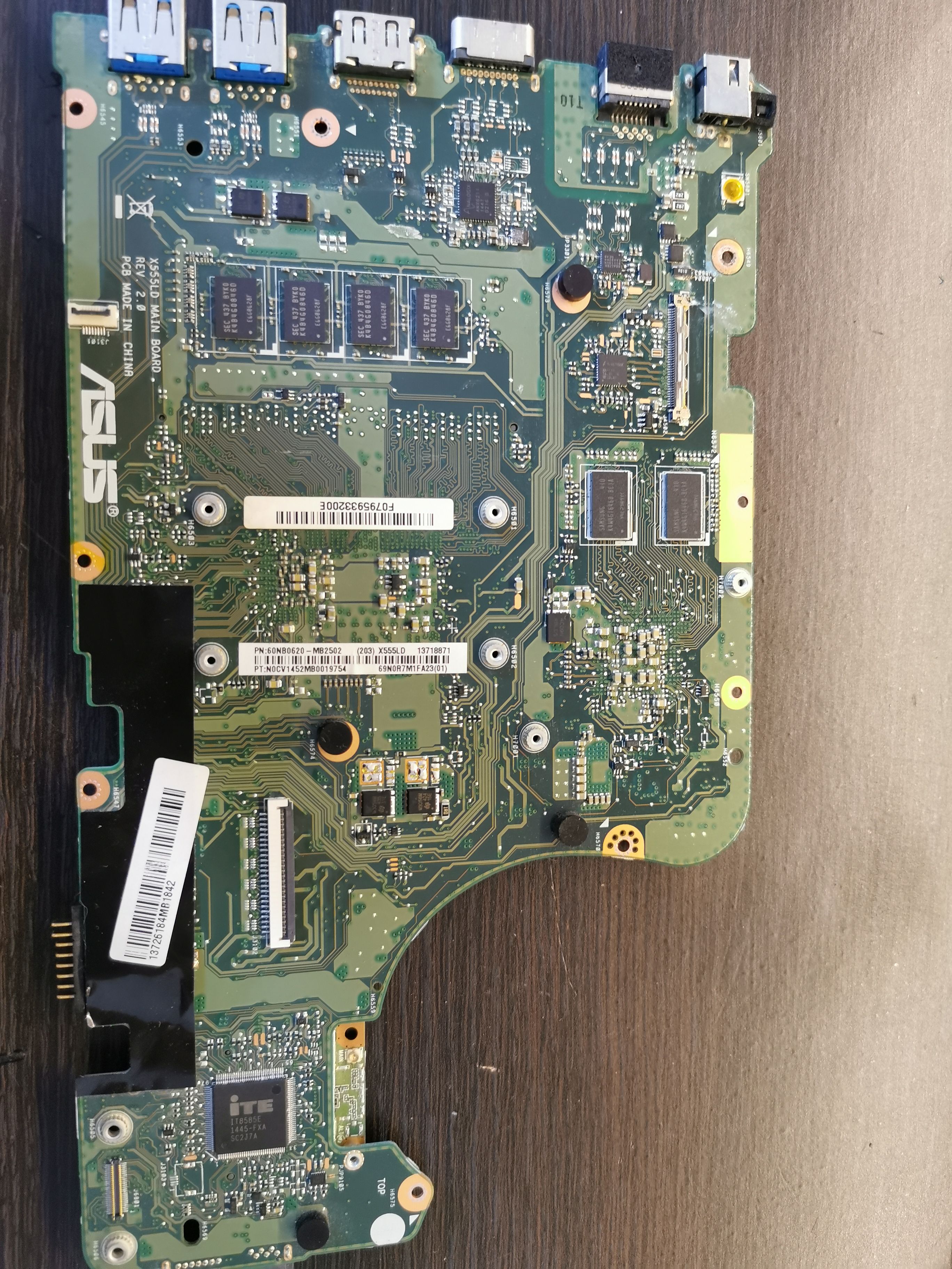 Asus r556l аккумулятор